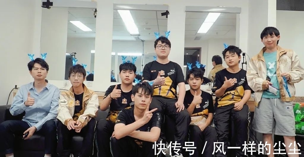 阿斯顿维拉 阿斯顿维拉