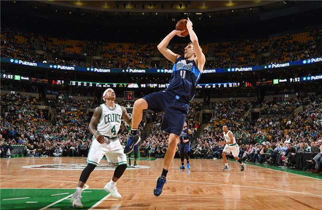 面对主场作 面对主场作