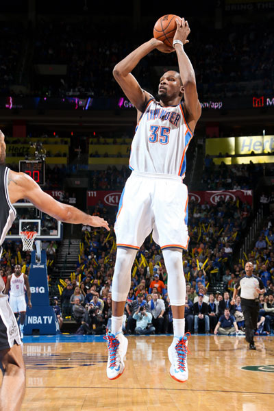 暂时离开皇 暂时离开皇