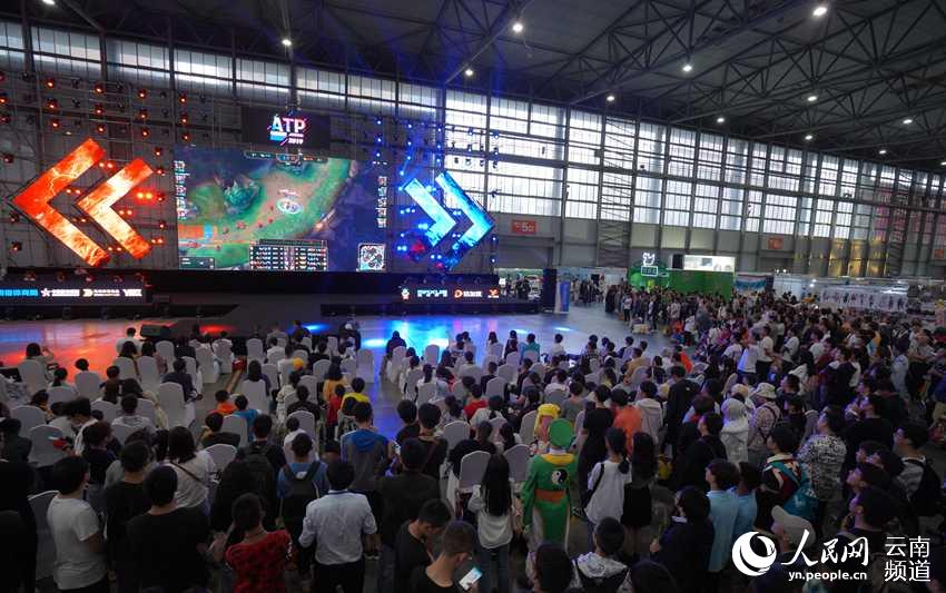 显露出了无 显露出了无