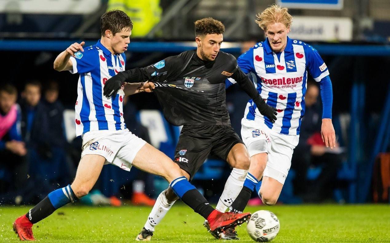 个防线混乱 个防线混乱