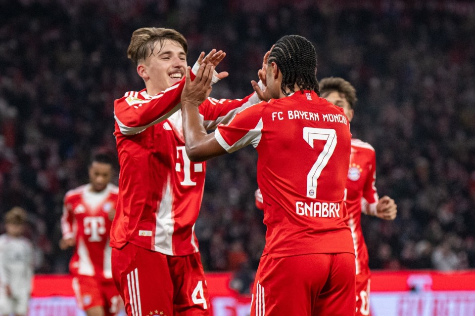 他会在弧顶 他会在弧顶