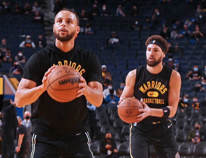 的手递手与 的手递手与